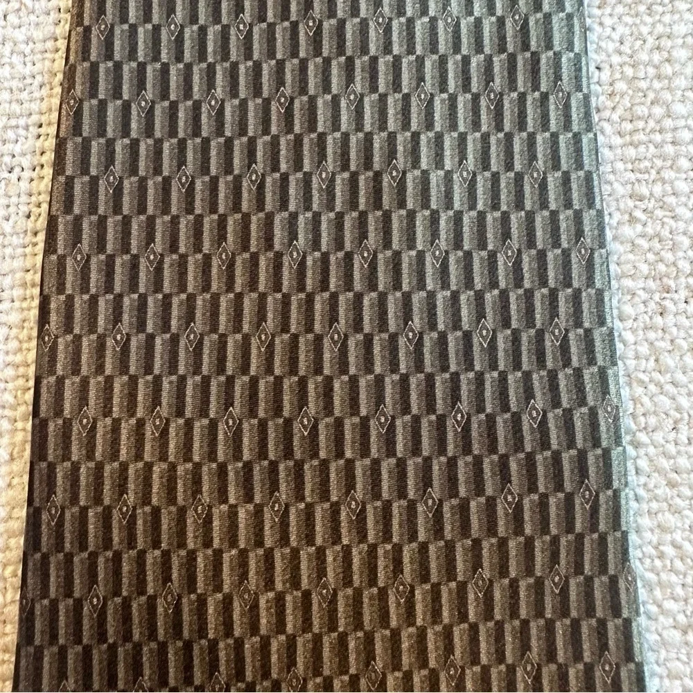 MURANO 100% Silk Tie Brown Tan Beige Small Rectangle Diamond Print